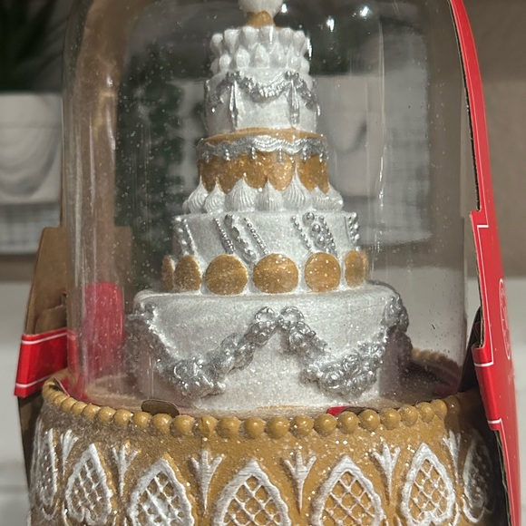 Martha Stewart Home Holiday Decor Gingerbread Tiered Cake Pedestal Glass Cloche - Picture 5 of 5